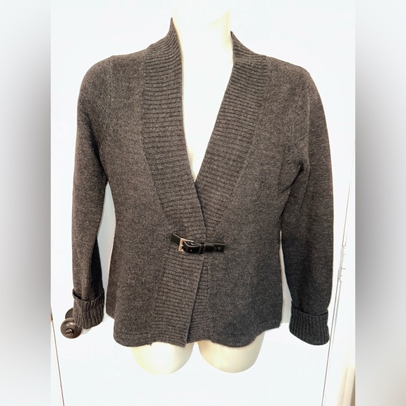 Fenn Wright Manson Gray Wool Cardigan with V-Neck and Textured Knit - Picture 1 of 5
